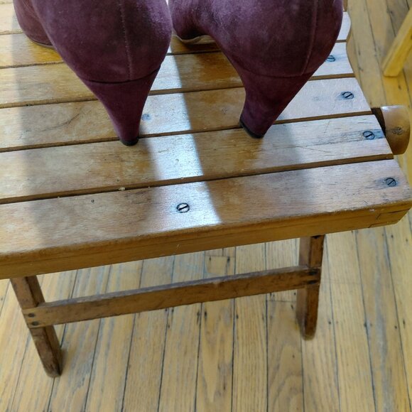 Everlane the Banana Pump heel in dark mahogany suede (never worn). - Picture 5 of 5